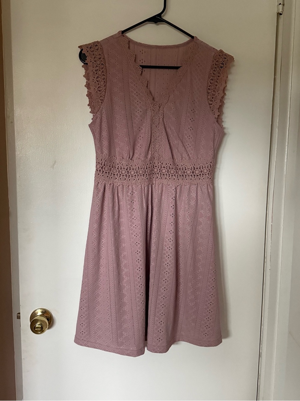 Sleeveless Eyelet Lace A-Line Dress in Dusty Rose